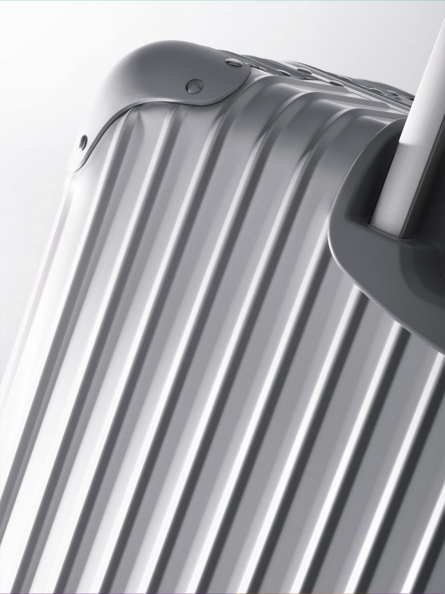 Approach_Rimowa